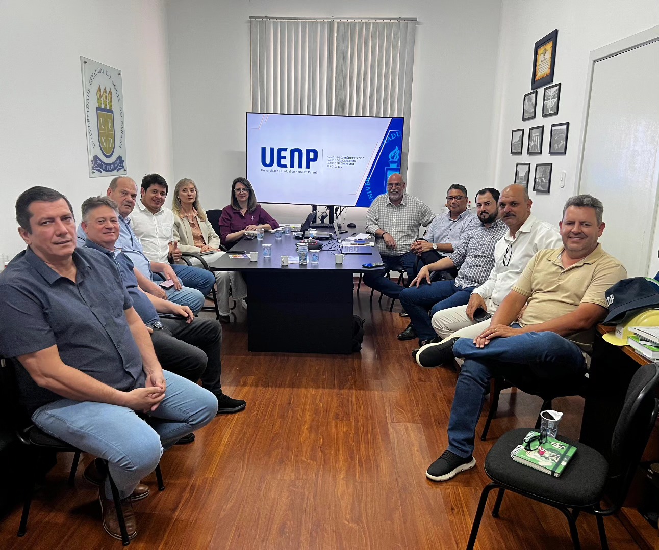 Reunião solicitando extensão da UENP em Ibaiti